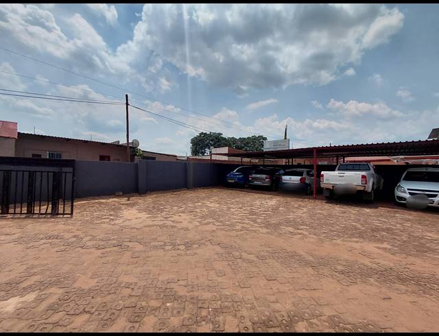 2,430M² RETAIL FOR SALE IN MOKOPANE CENTRAL